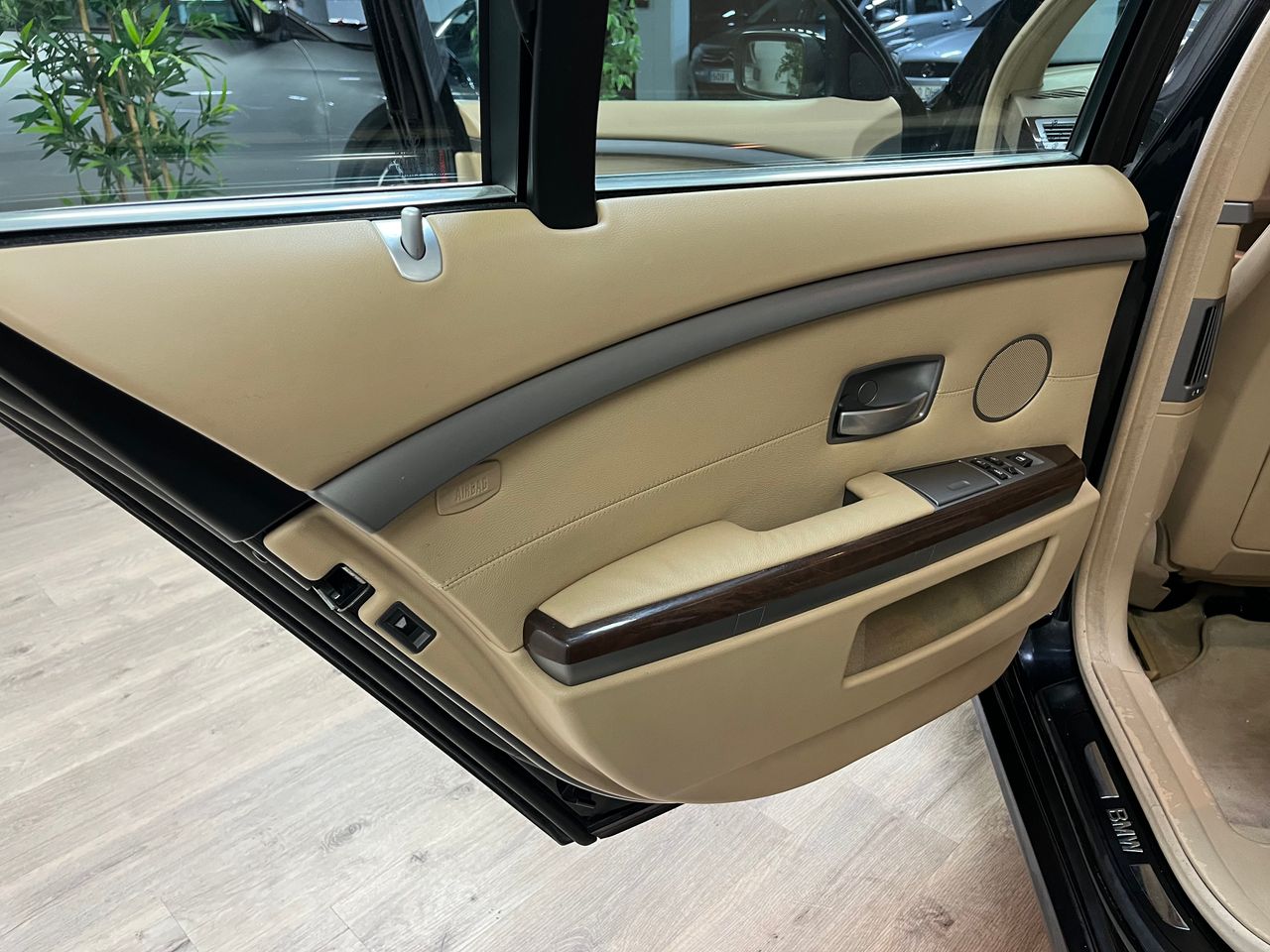 BMW Serie 7 730d - Foto 20