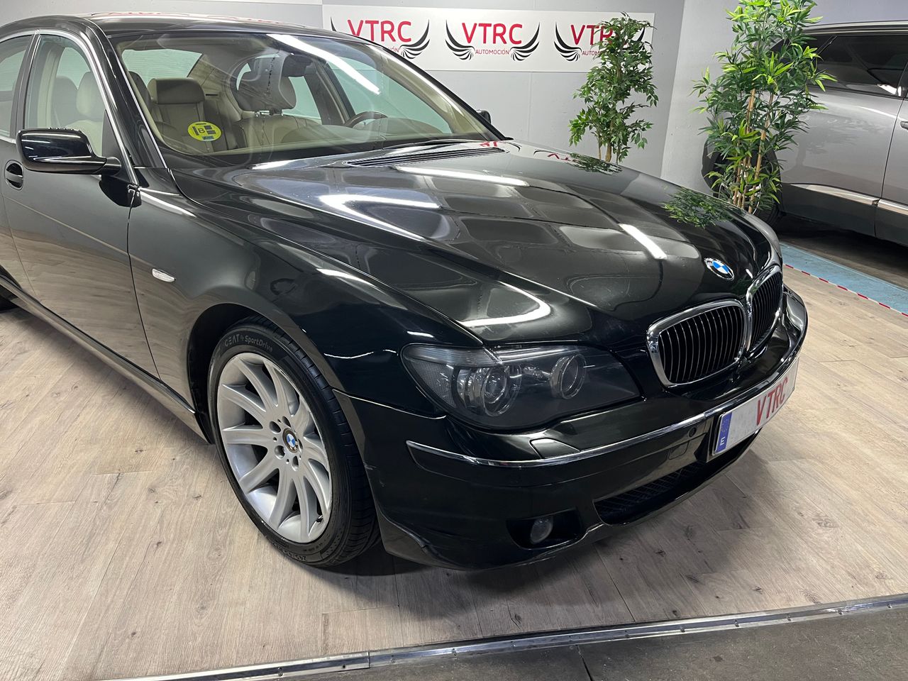 BMW Serie 7 730d - Foto 10