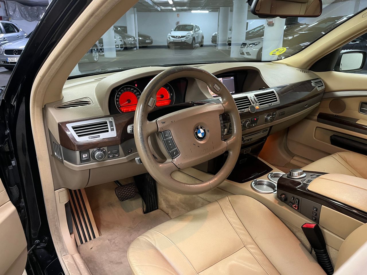 BMW Serie 7 730d - Foto 12