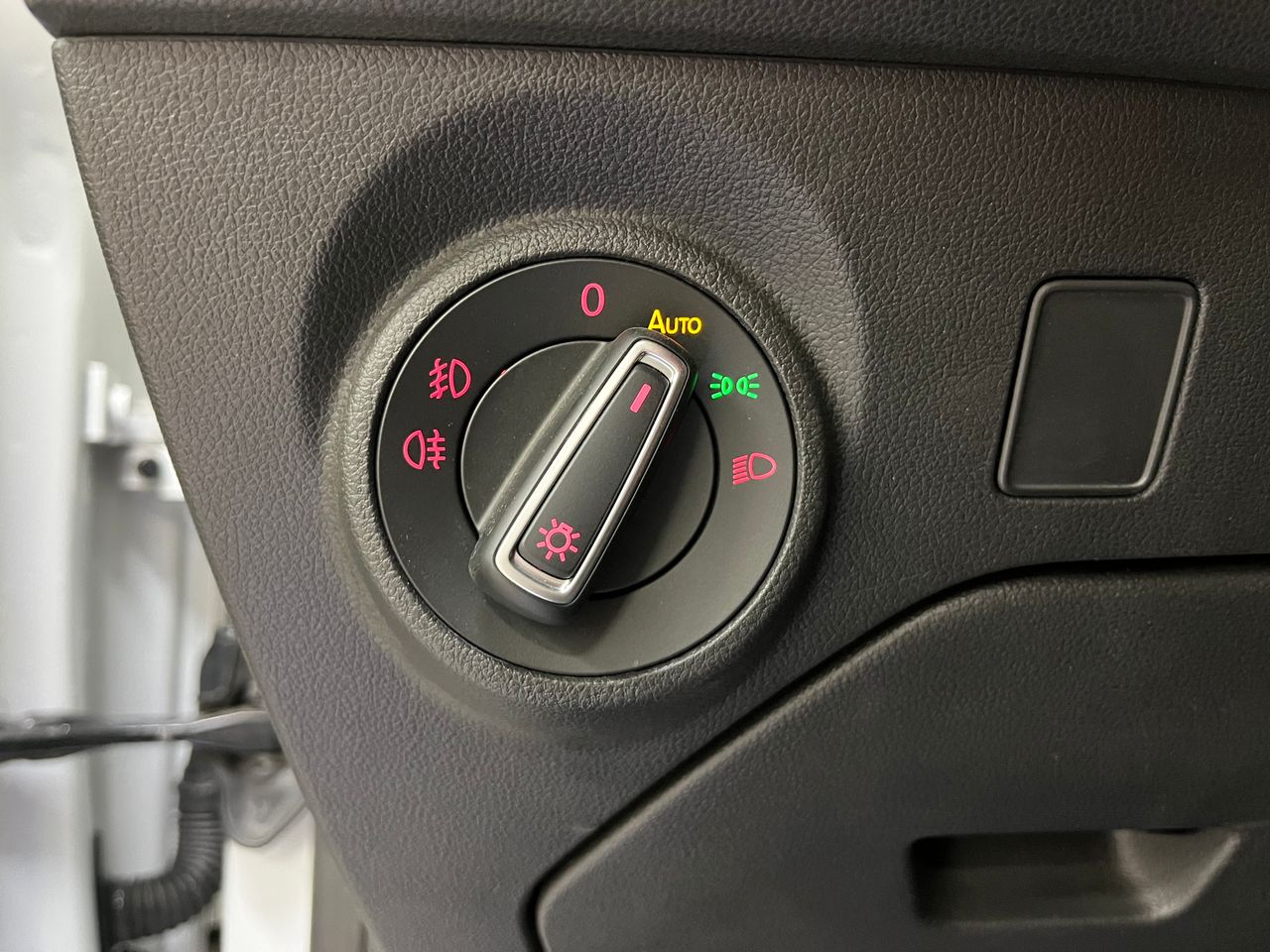 Seat Leon León 2.0 TDI CR 150 CV Start&Stop FR DSG 6 vel. - Foto 17