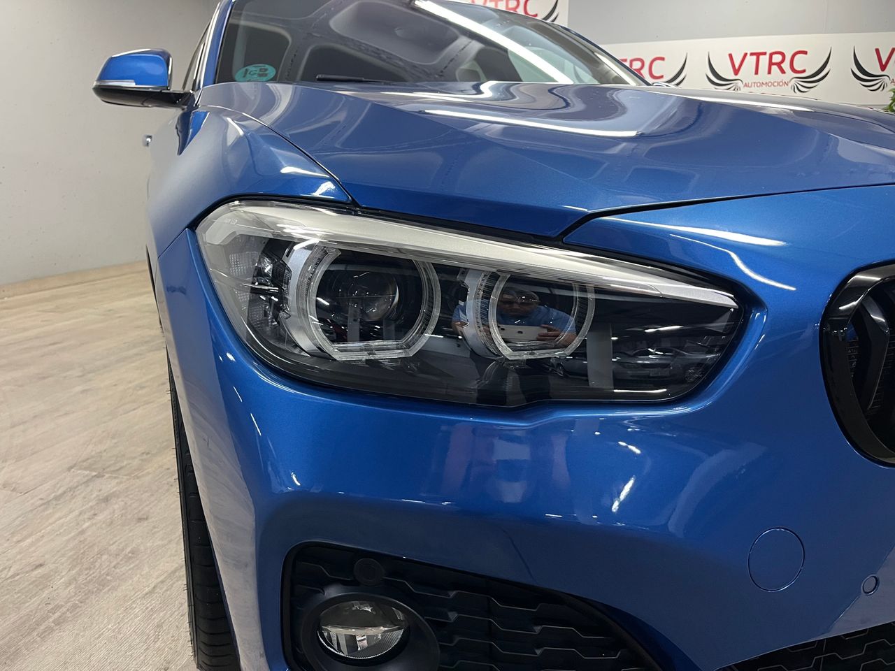 BMW Serie 1 118d 5p - Foto 5