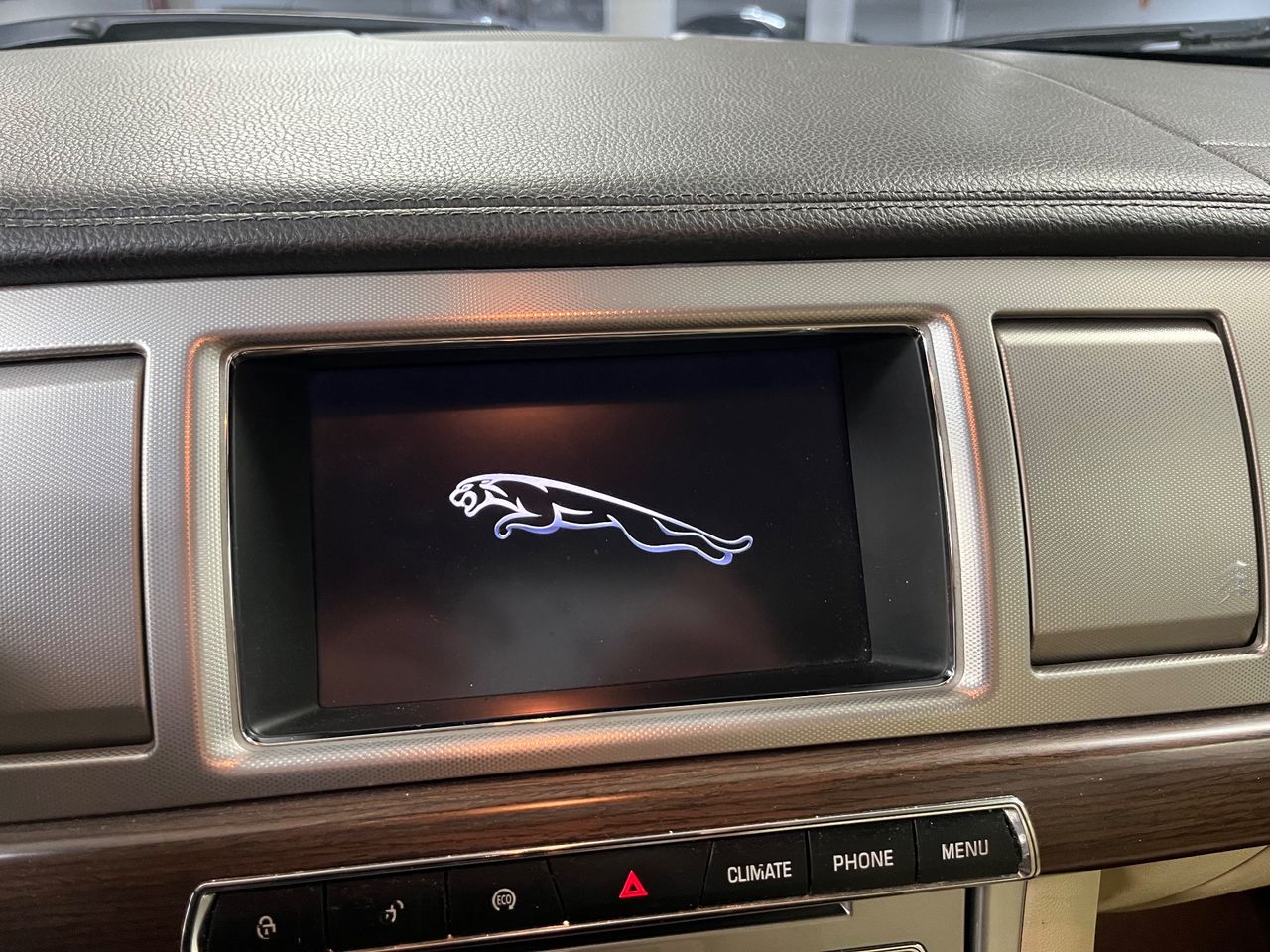 Jaguar XF XF Sportbrake 2.2D Luxury - Foto 21