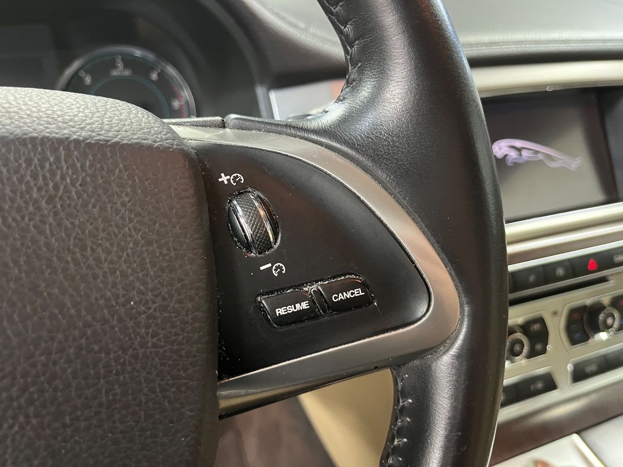 Jaguar XF XF Sportbrake 2.2D Luxury - Foto 19