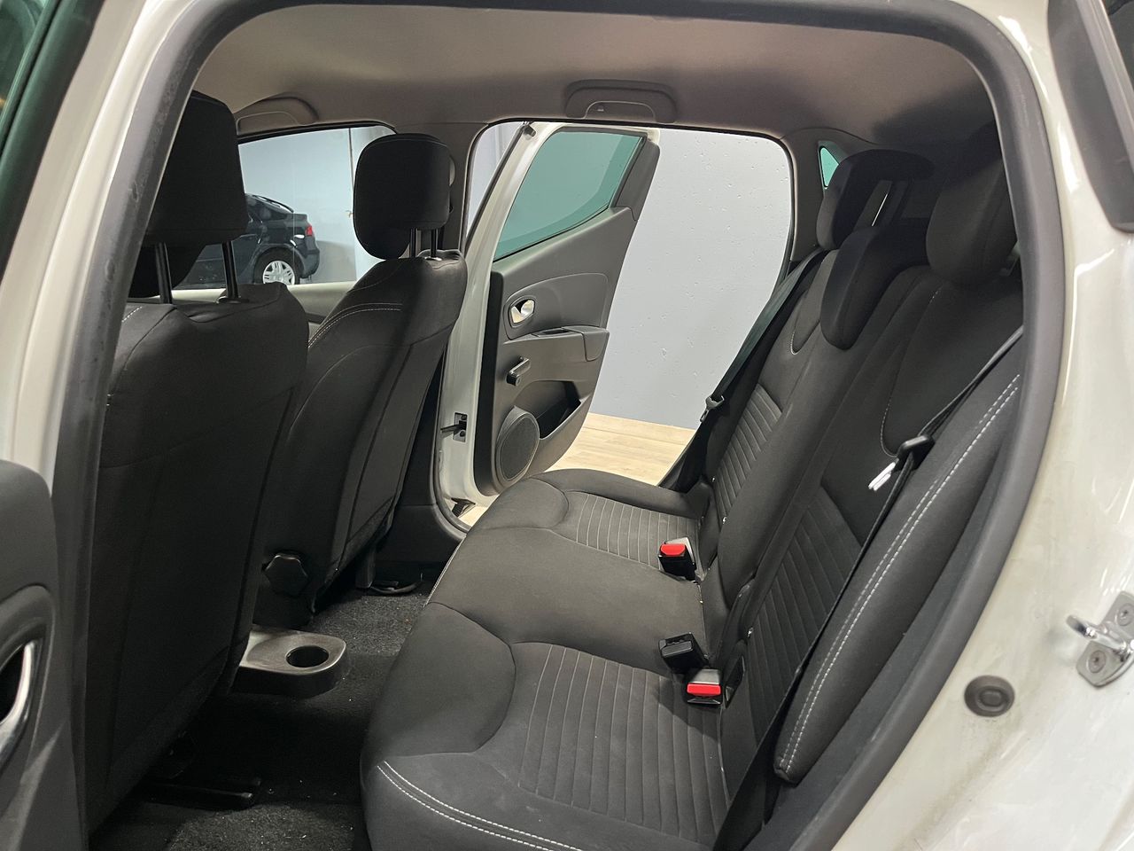 Renault Clio Limited 1.2 16v 55 kW - Foto 13