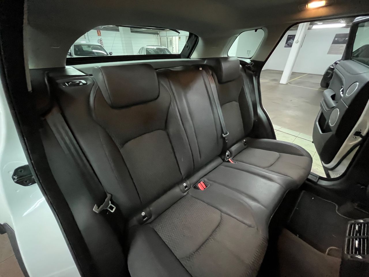 Land-Rover Range Rover Evoque D150 AWD Auto - Foto 21