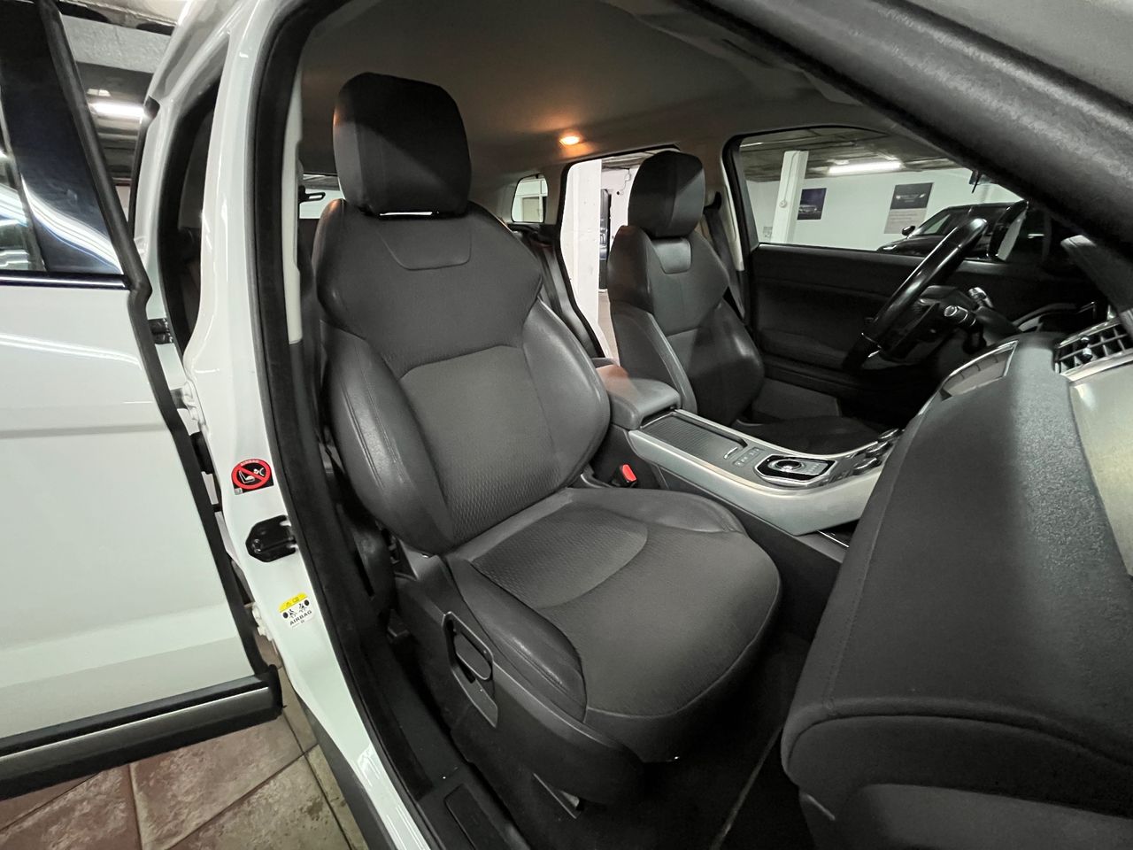 Land-Rover Range Rover Evoque D150 AWD Auto - Foto 22