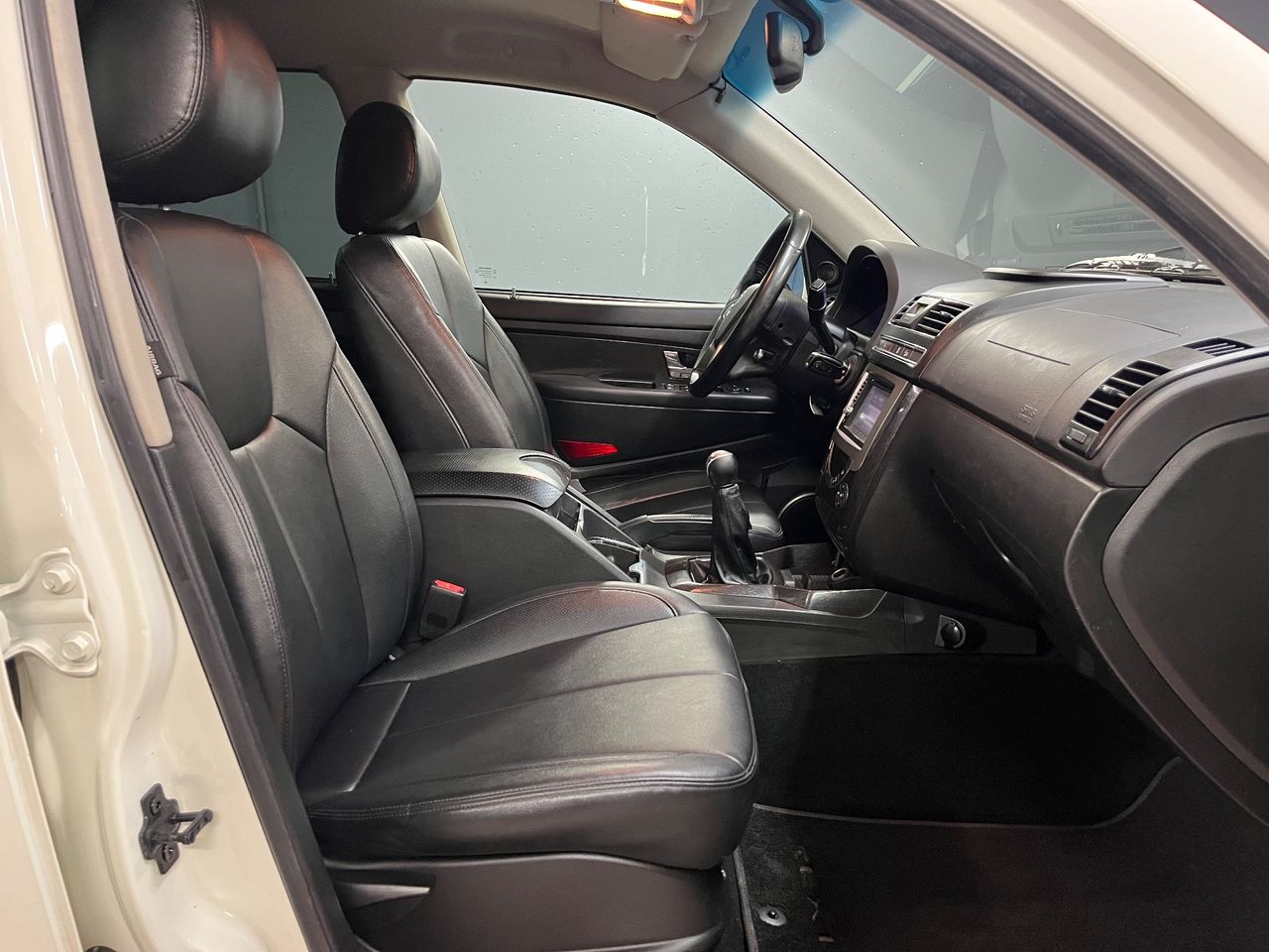 SsangYong Rexton W 200 e-XDi Limited 4x4 - Foto 19