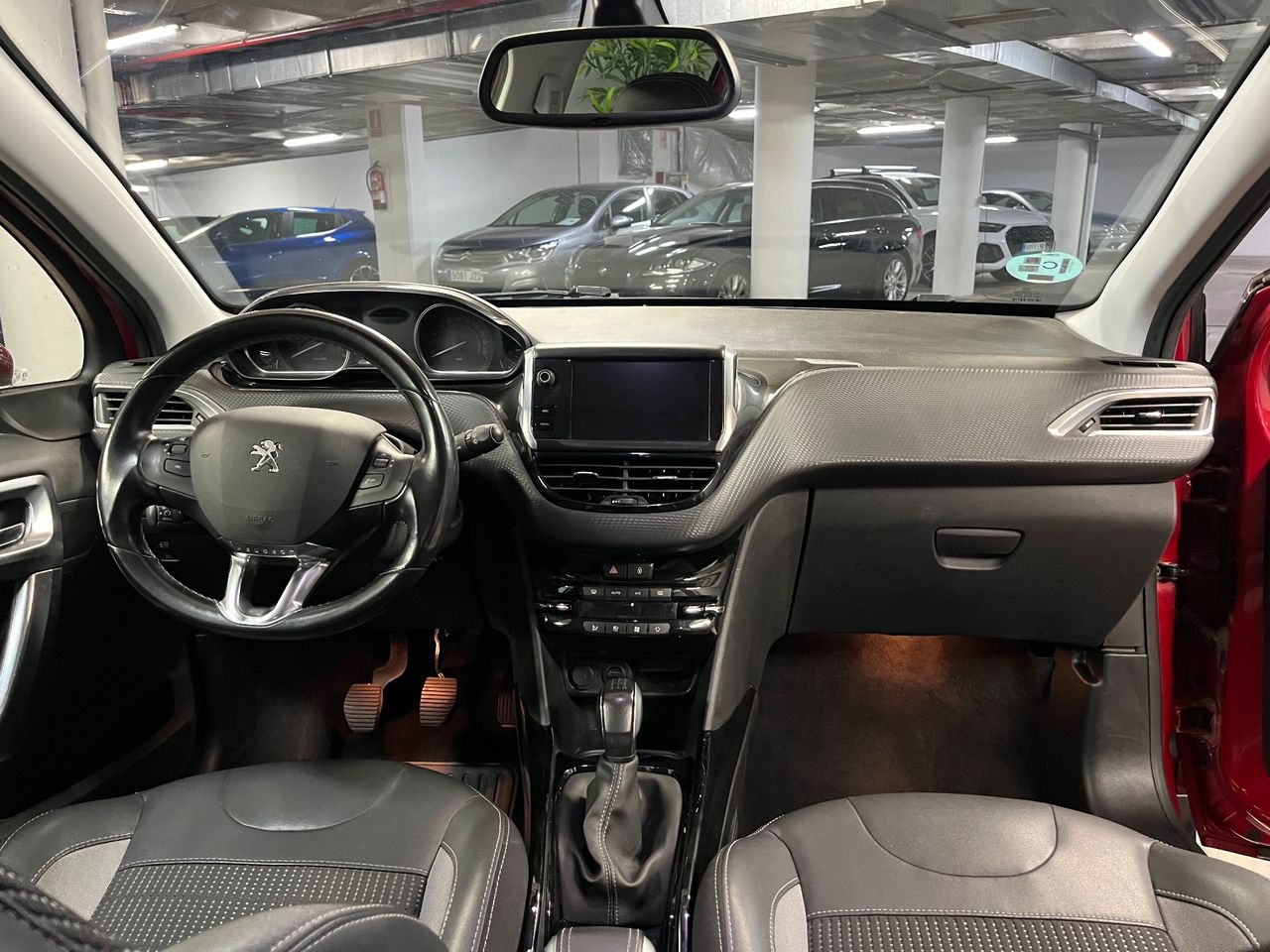 Peugeot 2008 Allure 1.2 PureTech 110 S&S - Foto 10