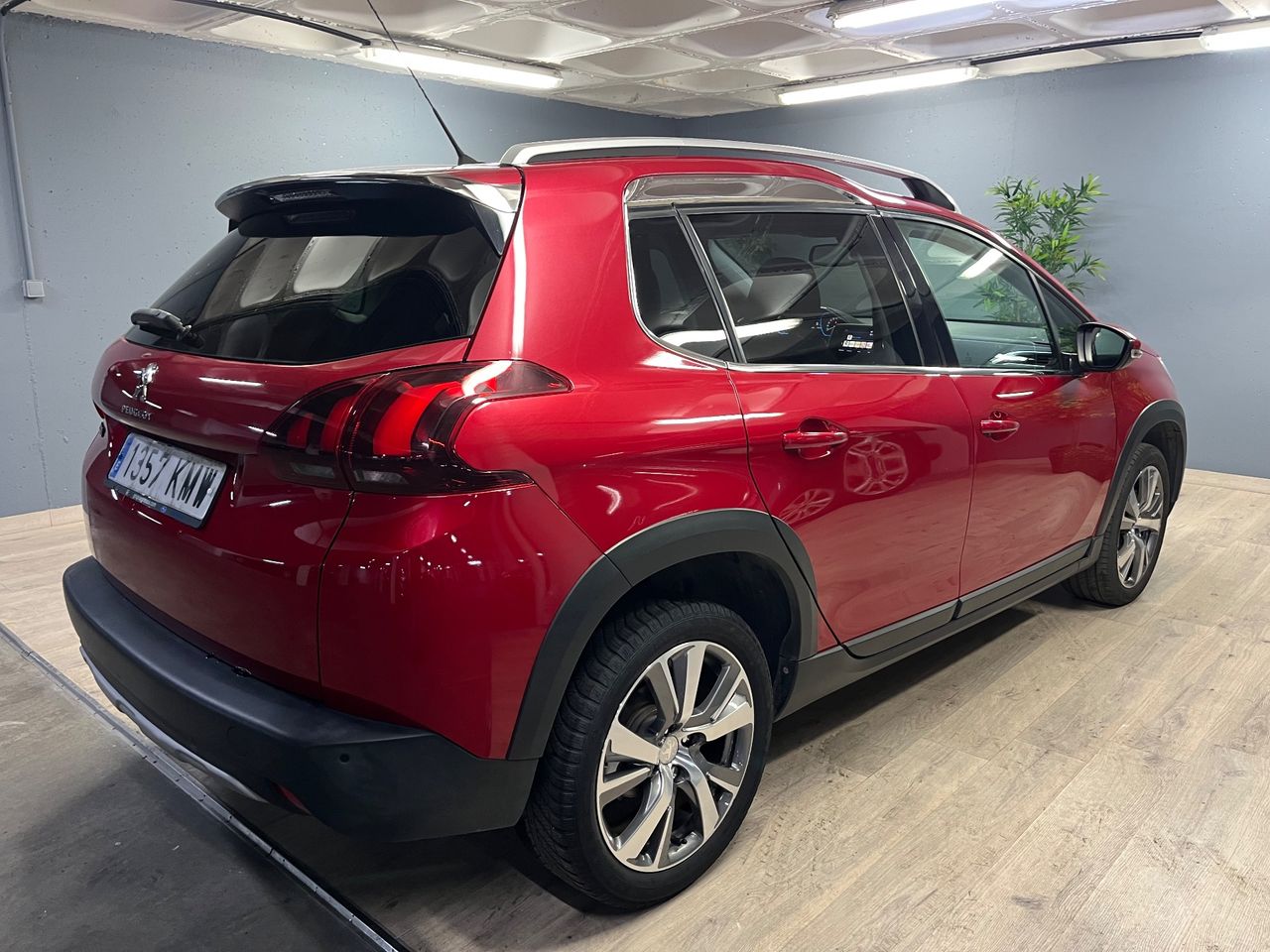 Peugeot 2008 Allure 1.2 PureTech 110 S&S - Foto 25