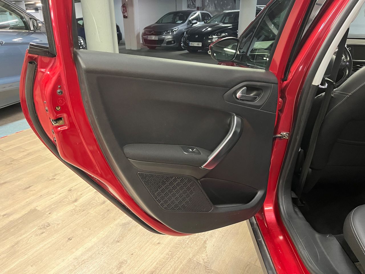 Peugeot 2008 Allure 1.2 PureTech 110 S&S - Foto 12