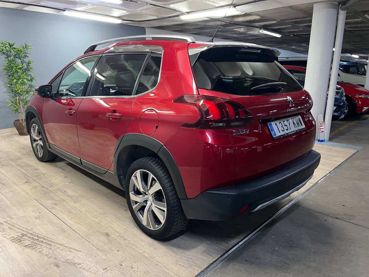 Peugeot 2008 Allure 1.2 PureTech 110 S&S - Foto 23