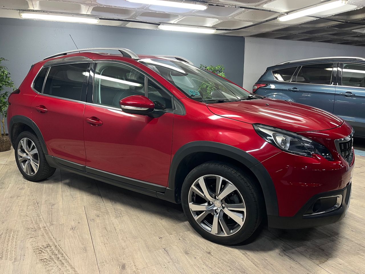 Peugeot 2008 Allure 1.2 PureTech 110 S&S - Foto 3
