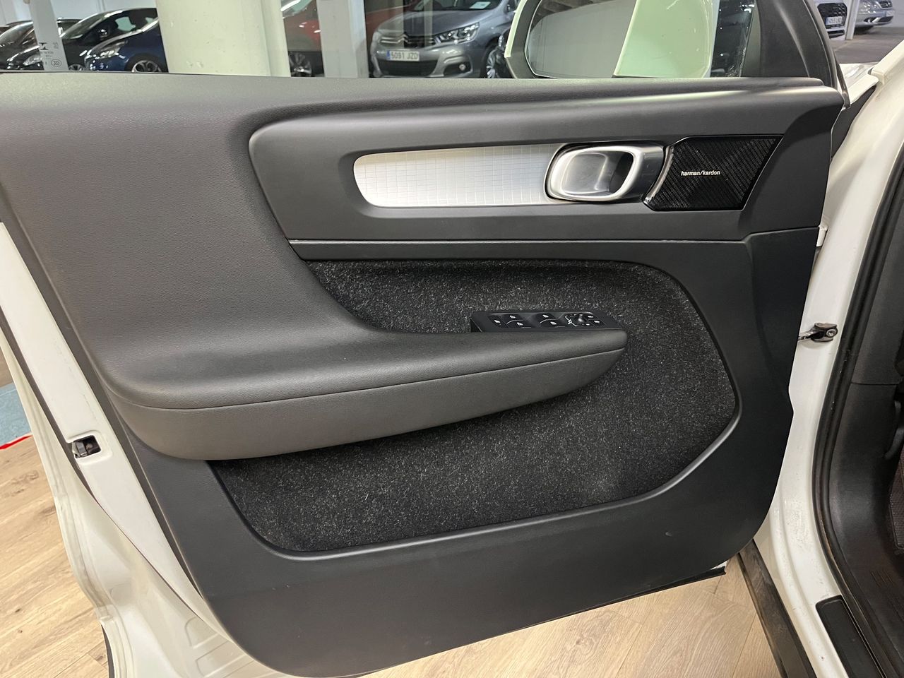 Volvo XC40 D3 - Foto 18