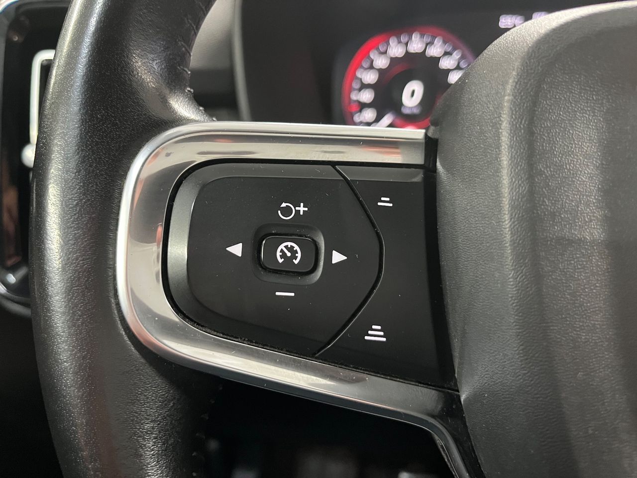 Volvo XC40 D3 - Foto 22