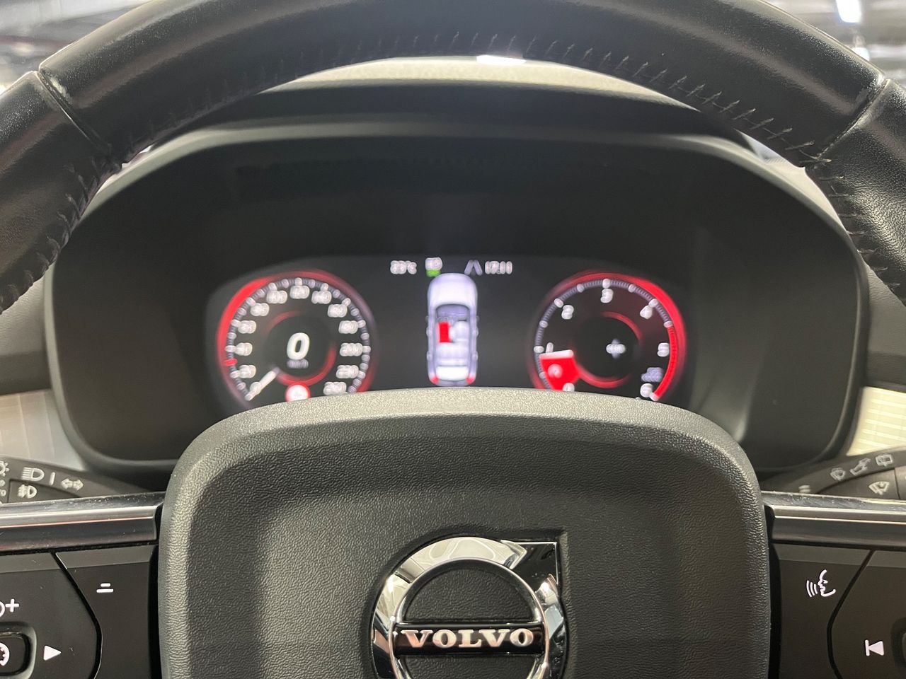 Volvo XC40 D3 - Foto 21