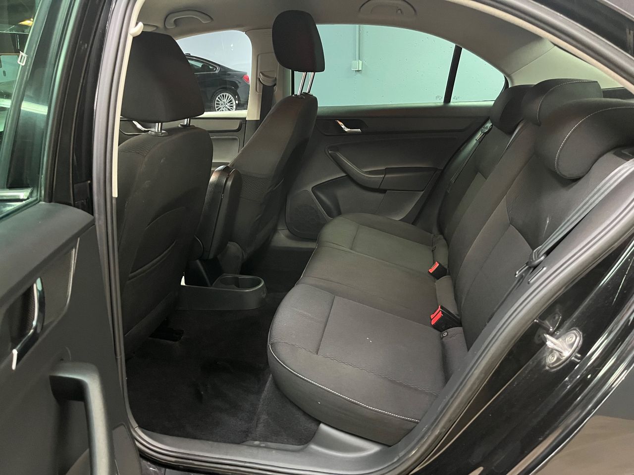 Skoda Rapid 1.6 TDI CR 105 CV Active - Foto 12