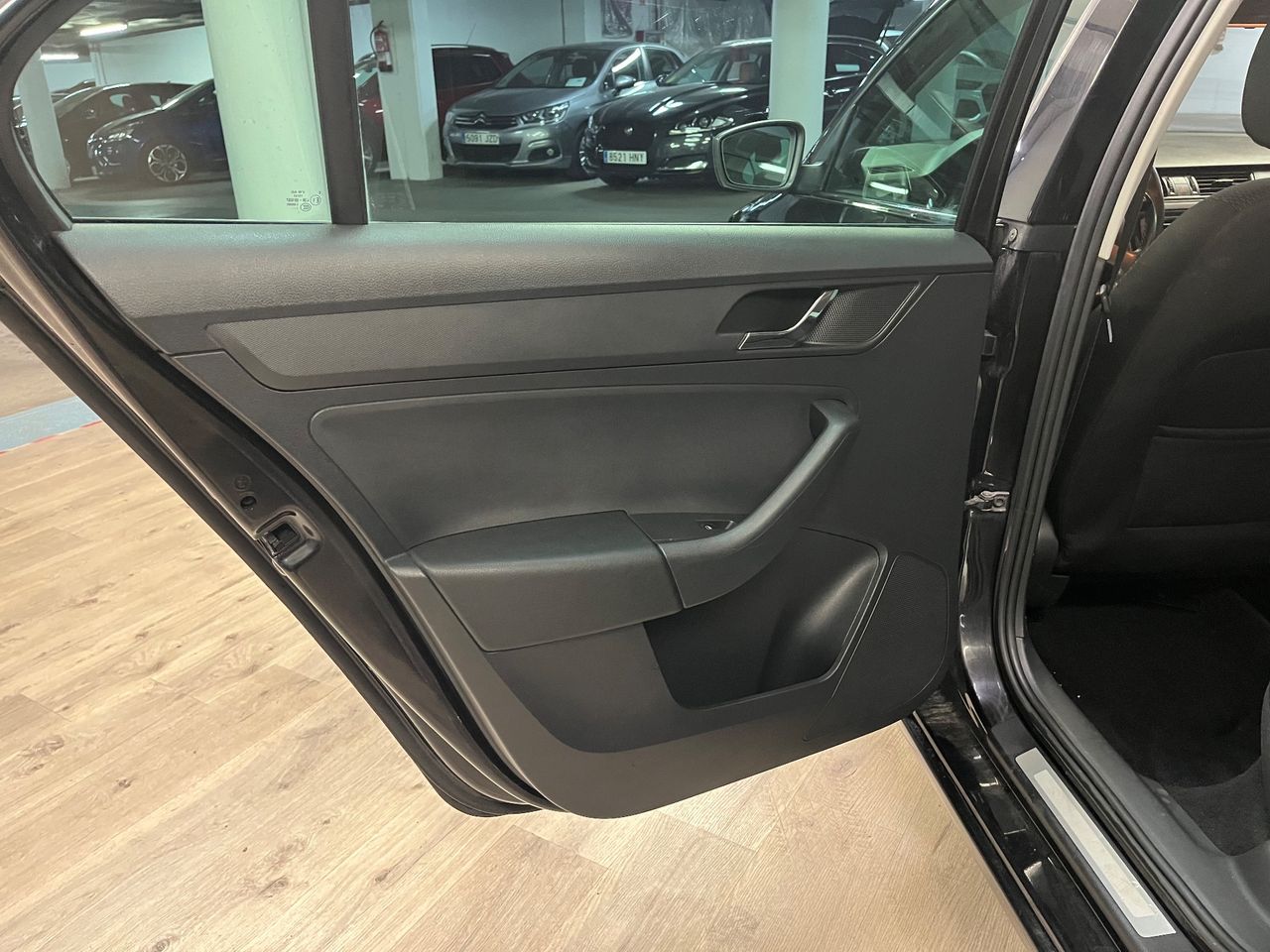 Skoda Rapid 1.6 TDI CR 105 CV Active - Foto 13