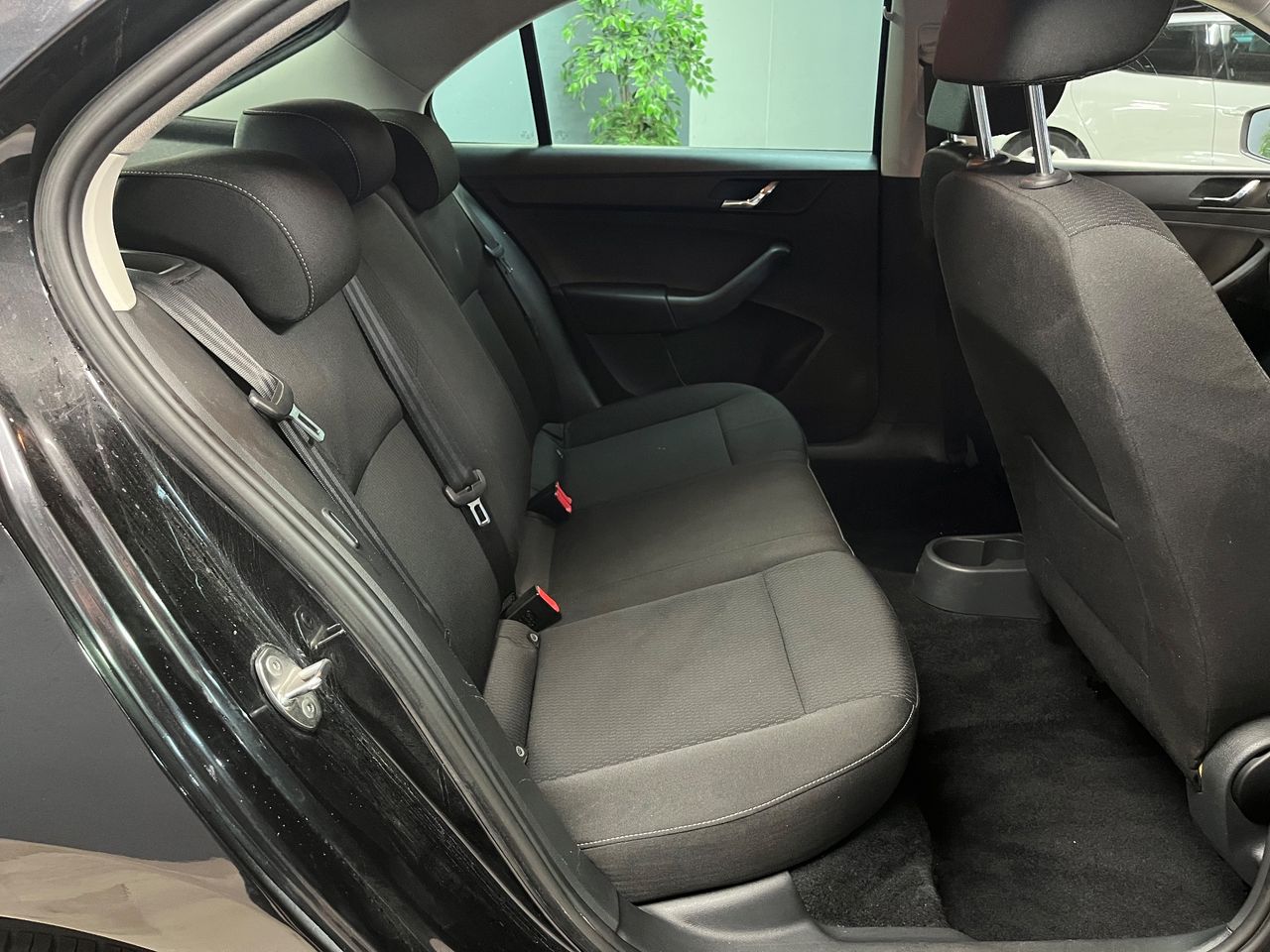 Skoda Rapid 1.6 TDI CR 105 CV Active - Foto 8