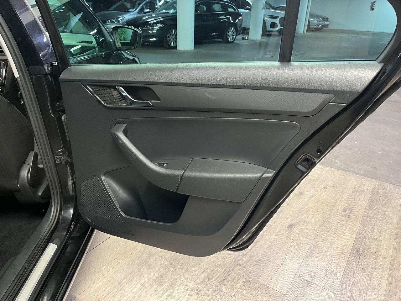 Skoda Rapid 1.6 TDI CR 105 CV Active - Foto 7
