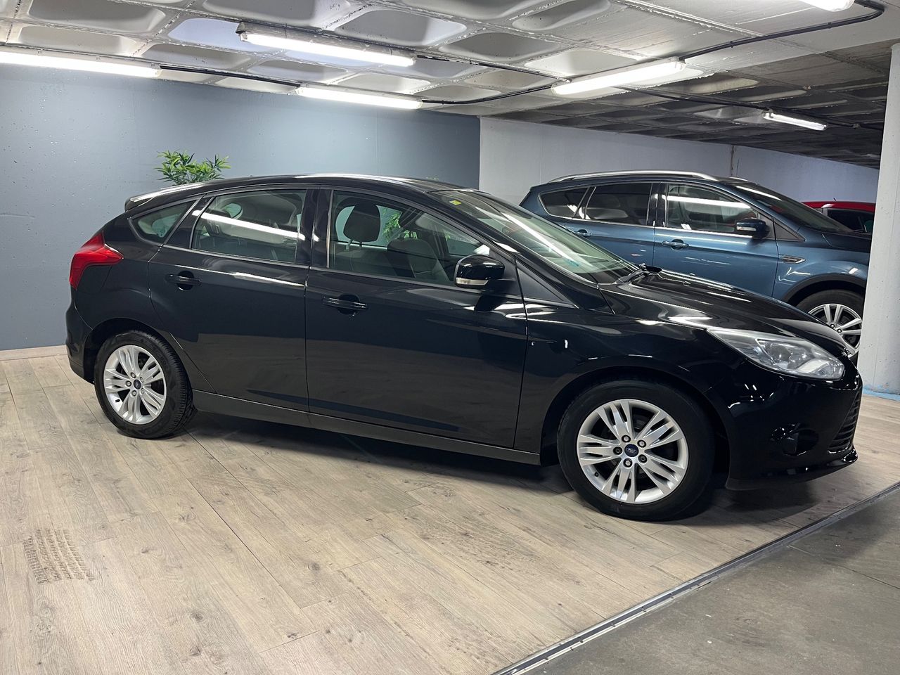 Ford Focus Berlina Trend 1.0 EcoBoost  Auto-Start-Stop 100 CV - Foto 5