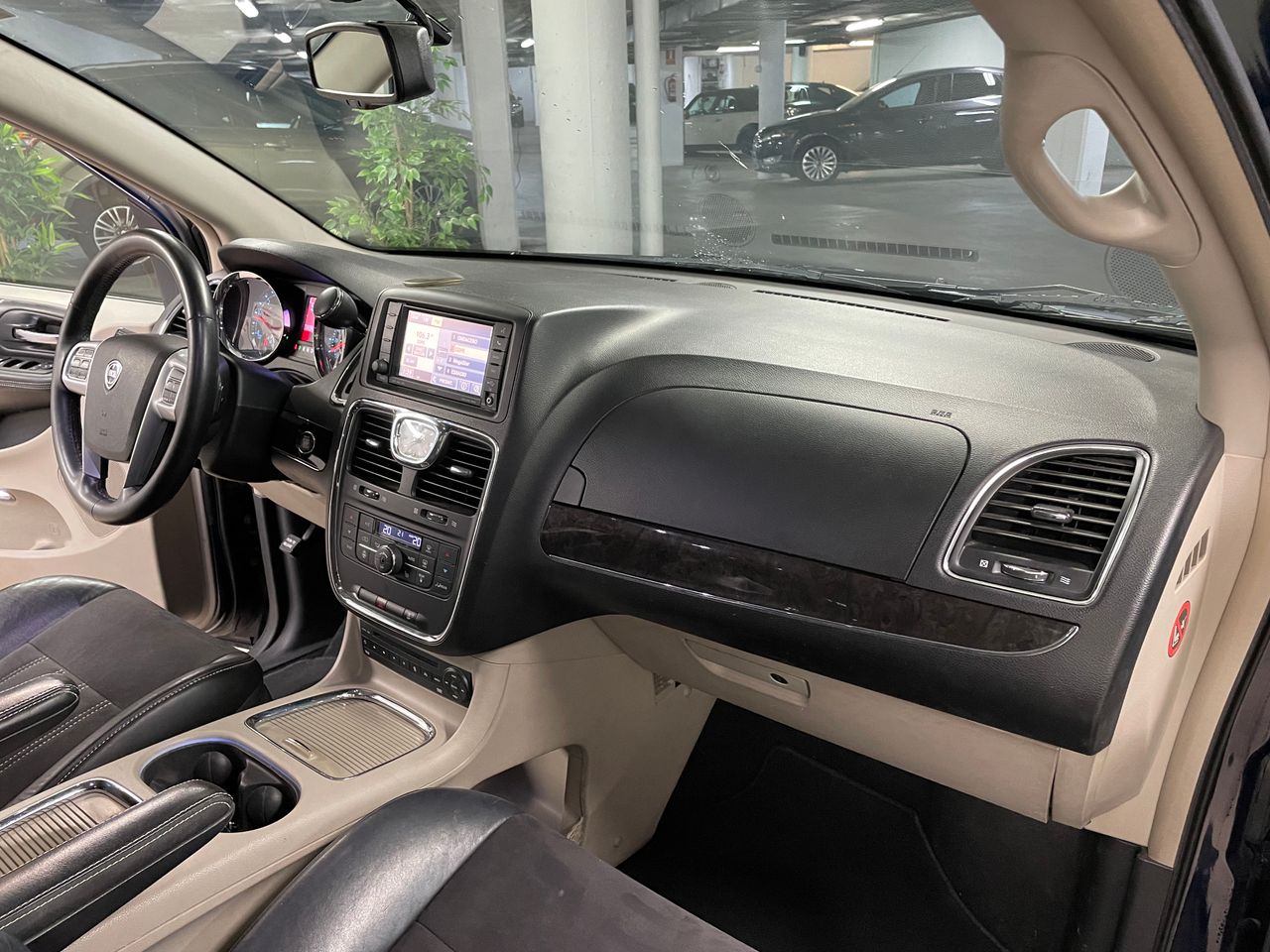 Lancia Voyager 2.8CRDi  - Foto 13