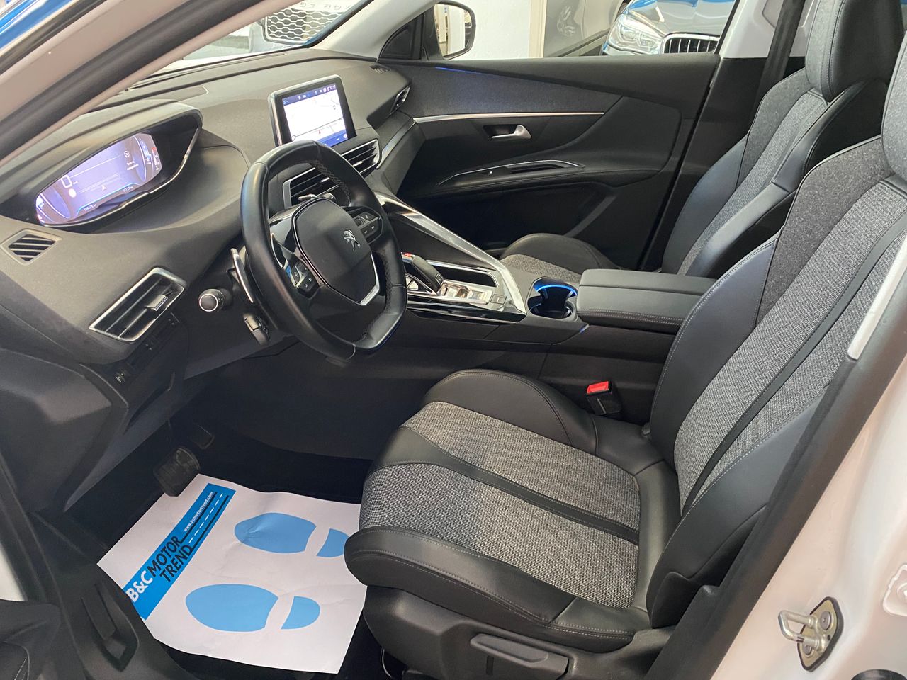 peugeot 5008 2019 / foto grande (2)
