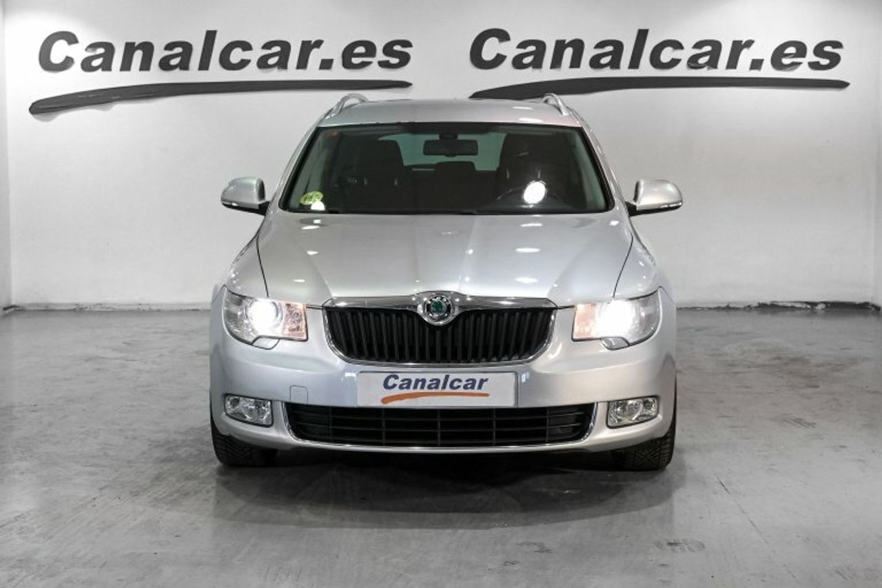 skoda superb 2010 / foto grande (2)