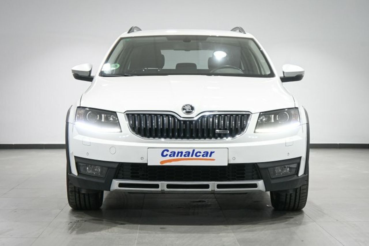 skoda scout 2015 / foto grande (2)