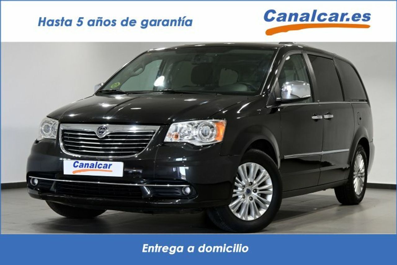 Foto lancia voyager 2012 /