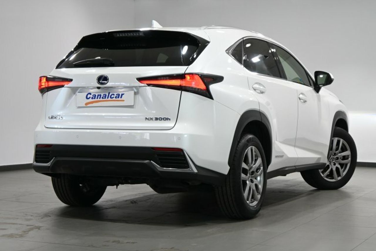 lexus nx 2018 / foto grande (2)
