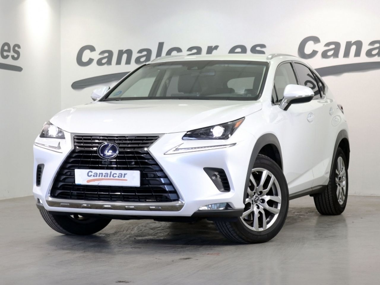 Lexus NX ocasión segunda mano 2019 Híbrido por 30.495€ en Madrid