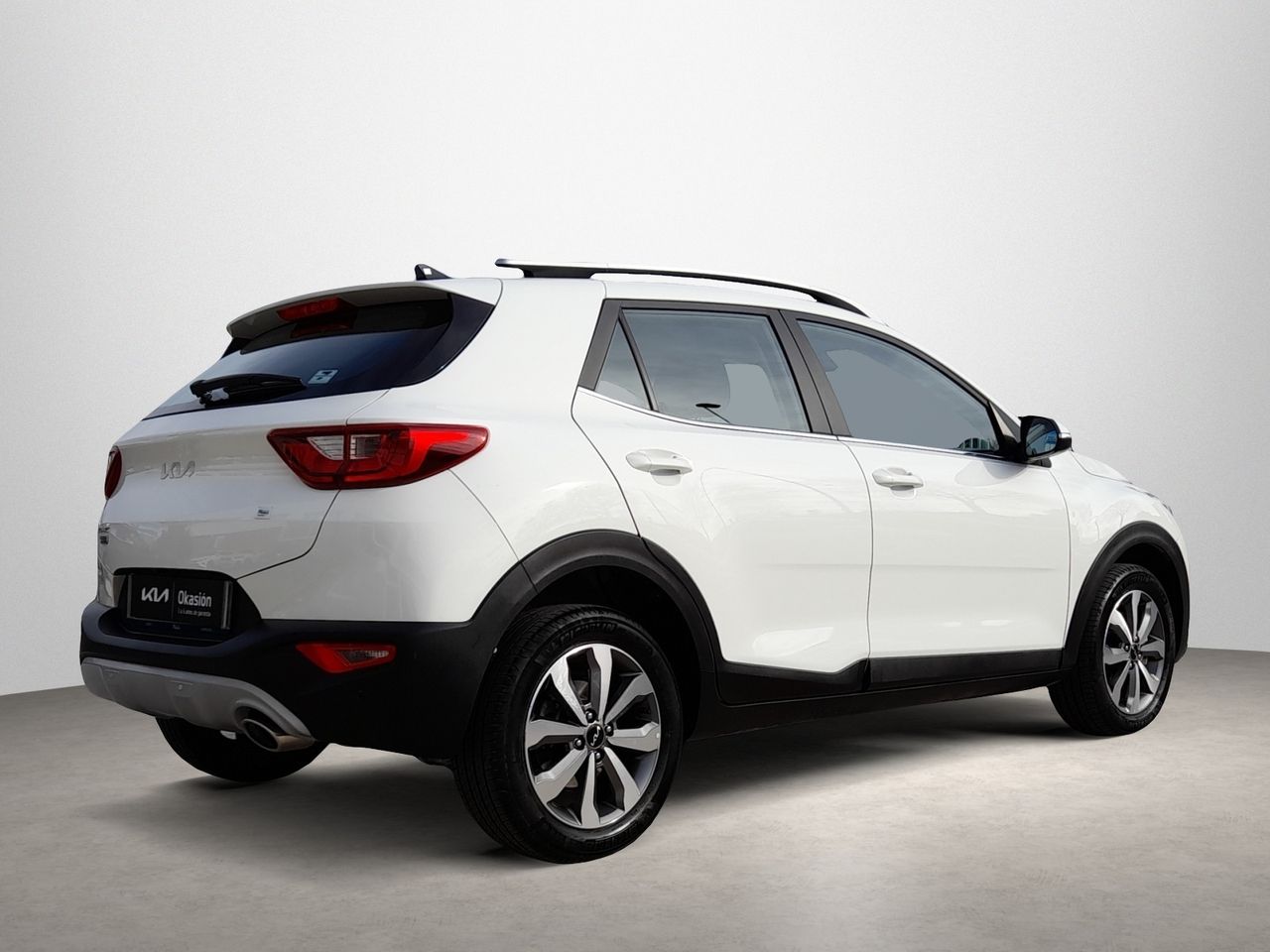 kia stonic 2024 / foto grande (3)