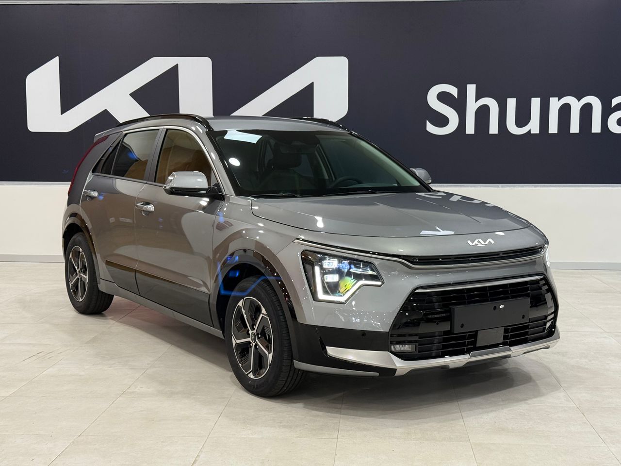 Volvo xc40 con cambio automatico 7 marchas  de segunda mano - kia niro 2025 /
