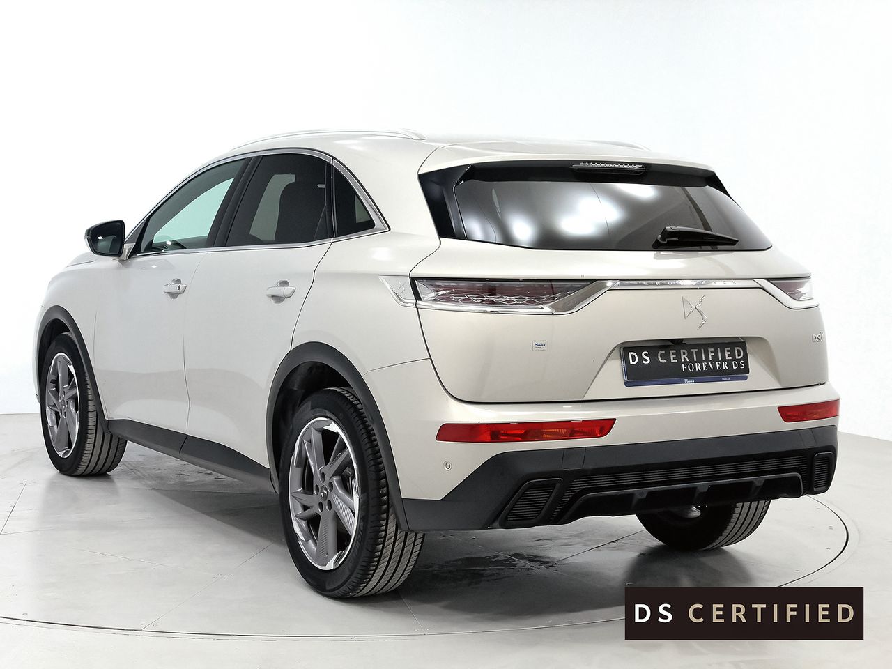 ds automobiles ds 7 2022 / foto grande (2)