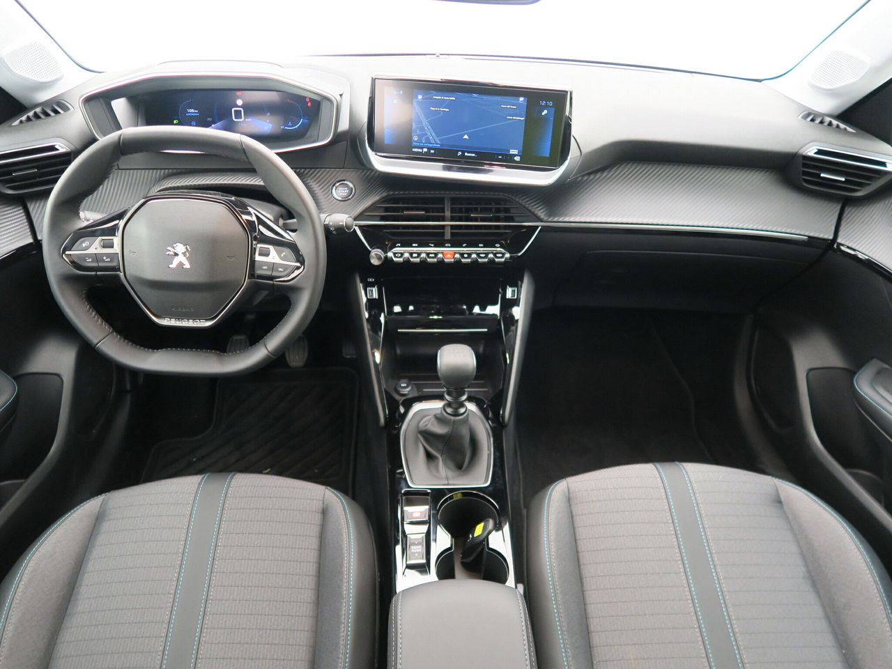 peugeot 208 2022 / foto grande (3)