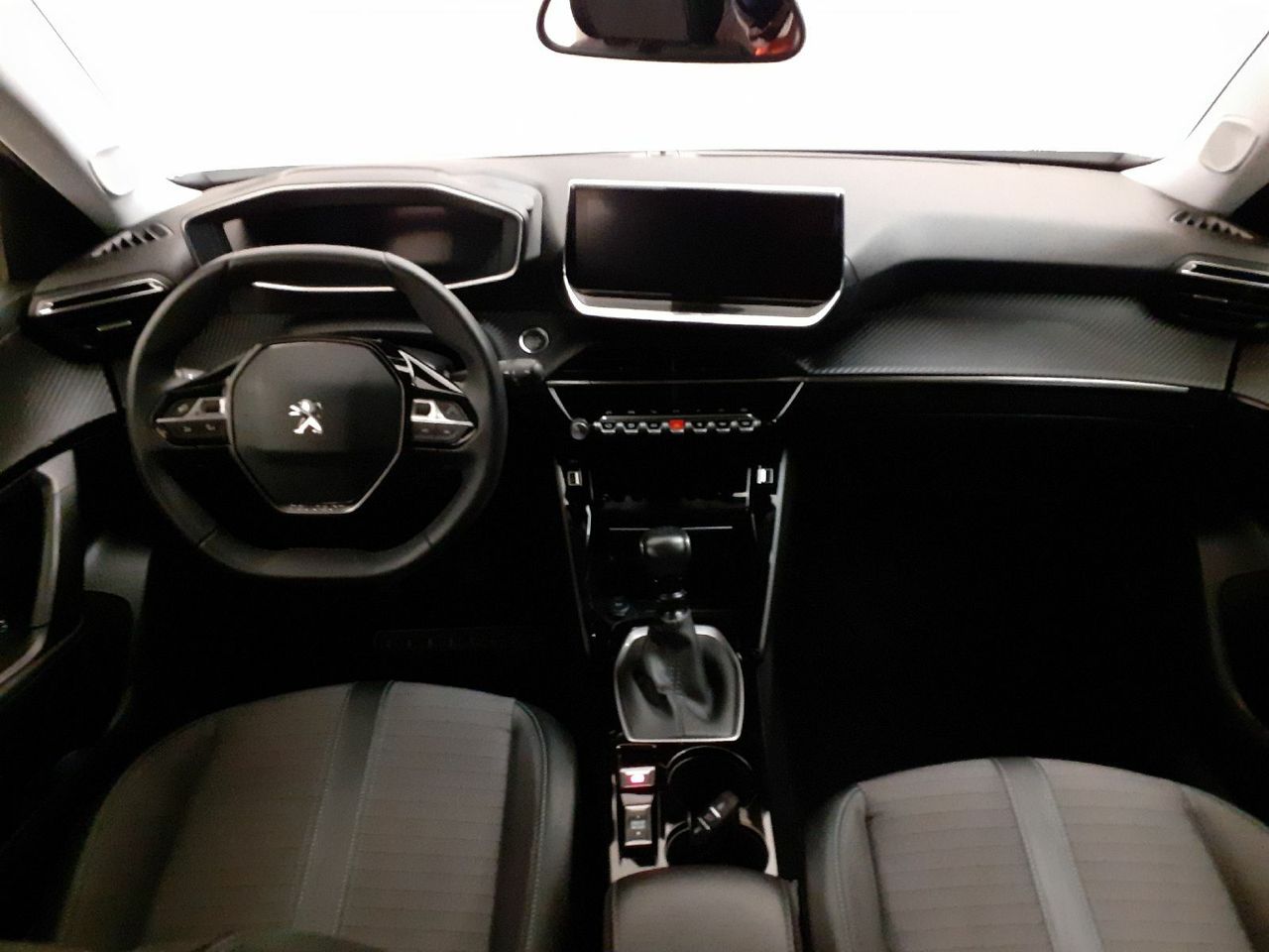 peugeot 2008 2021 / foto grande (3)