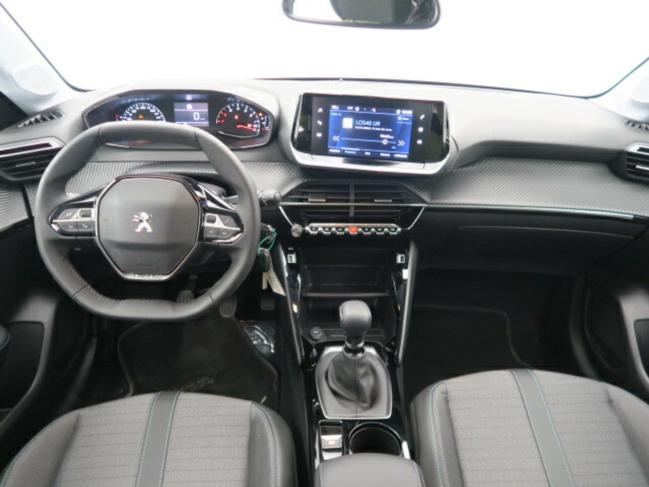 peugeot 208 2023 / foto grande (3)