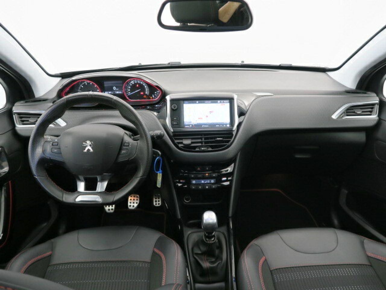 peugeot 2008 2019 / foto grande (3)