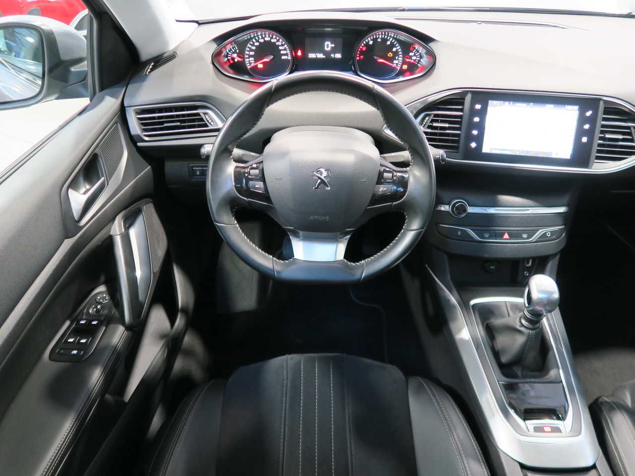 peugeot 308 2016 / foto grande (2)
