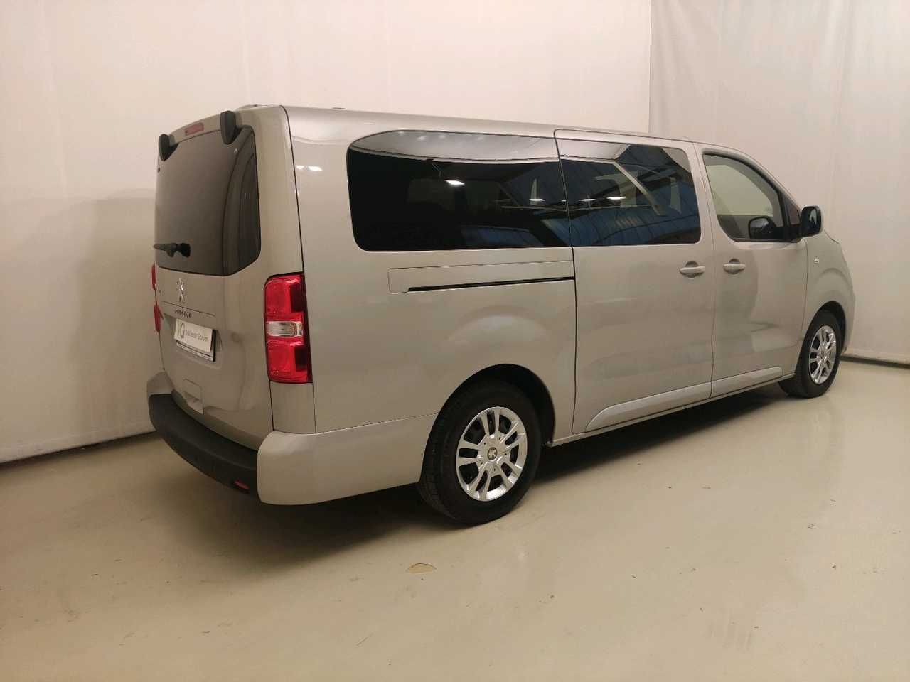 peugeot traveller 2019 / foto grande (3)
