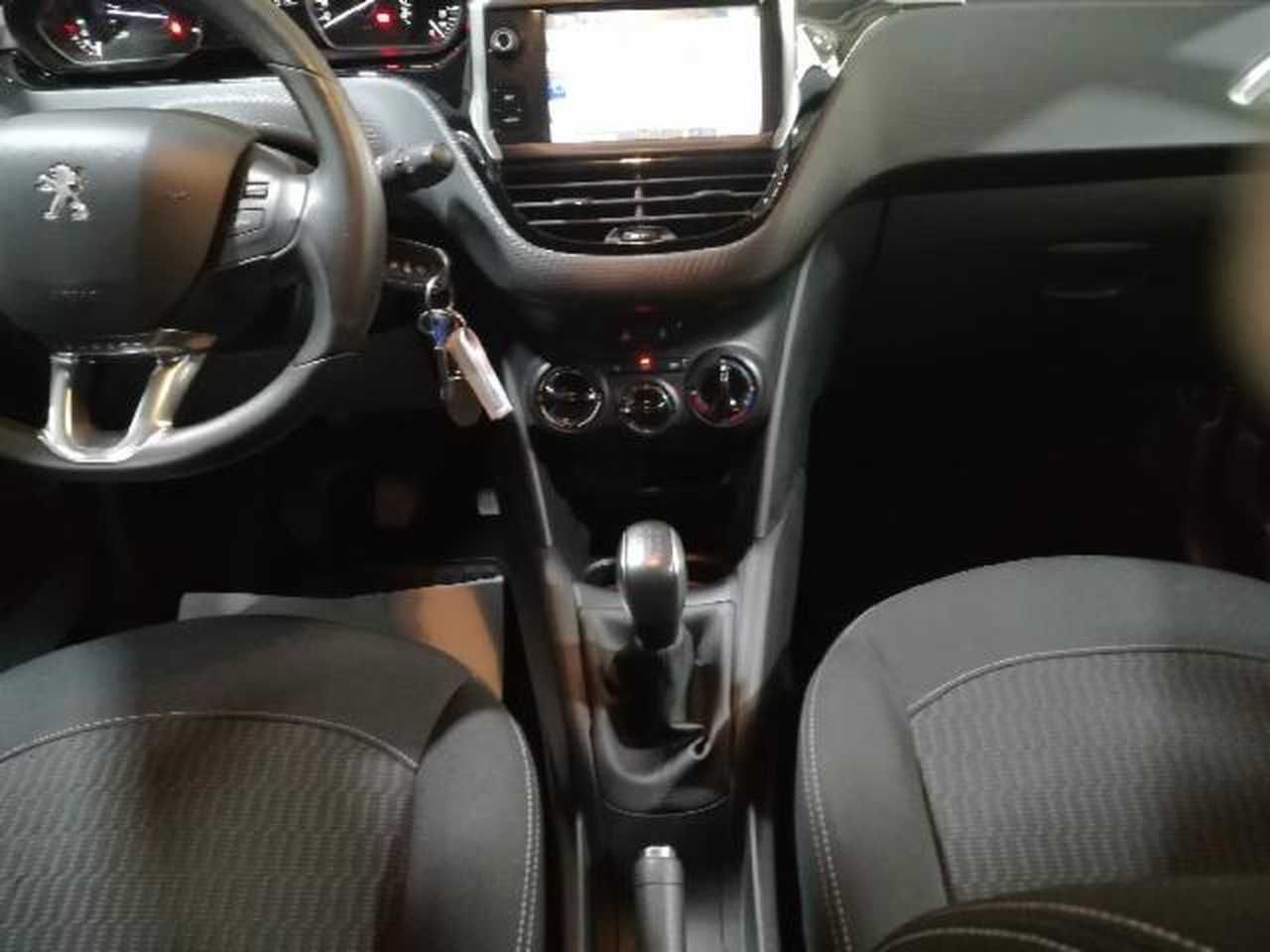 peugeot 208 2017 / foto grande (2)
