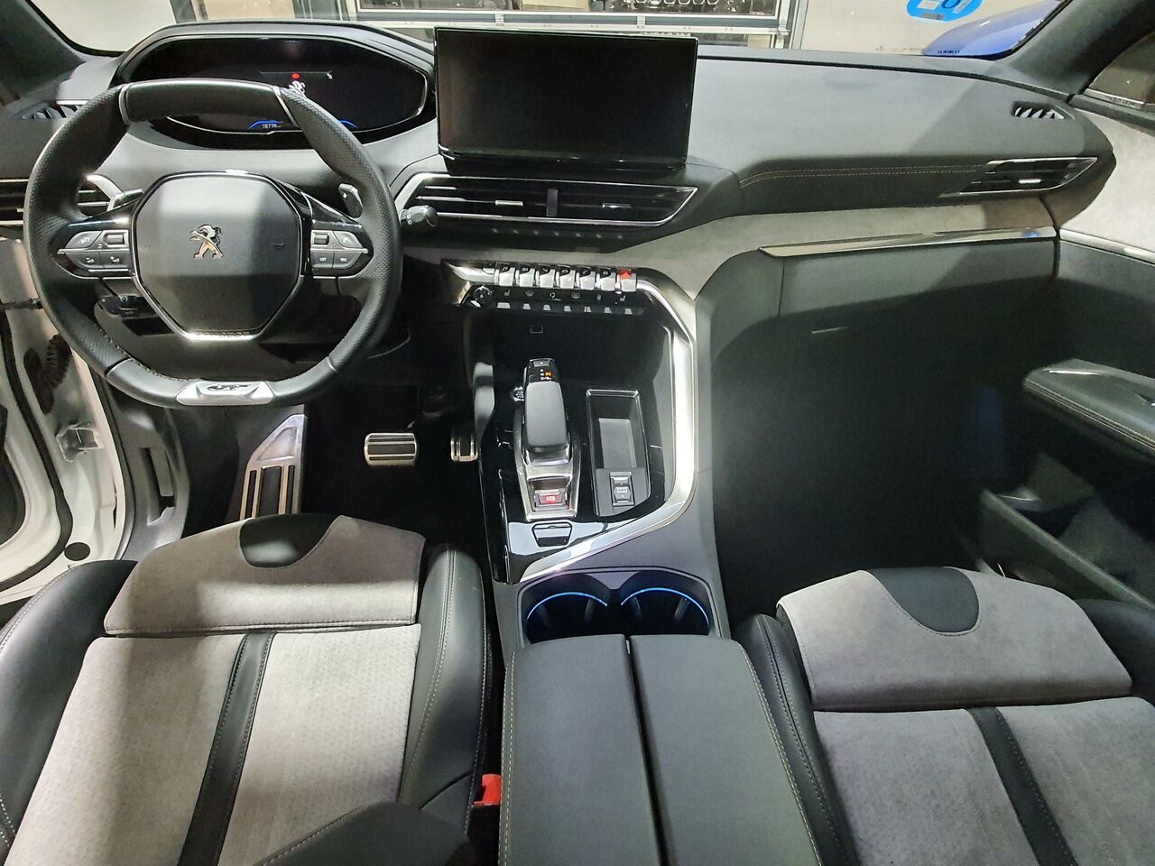 peugeot 3008 2021 / foto grande (3)