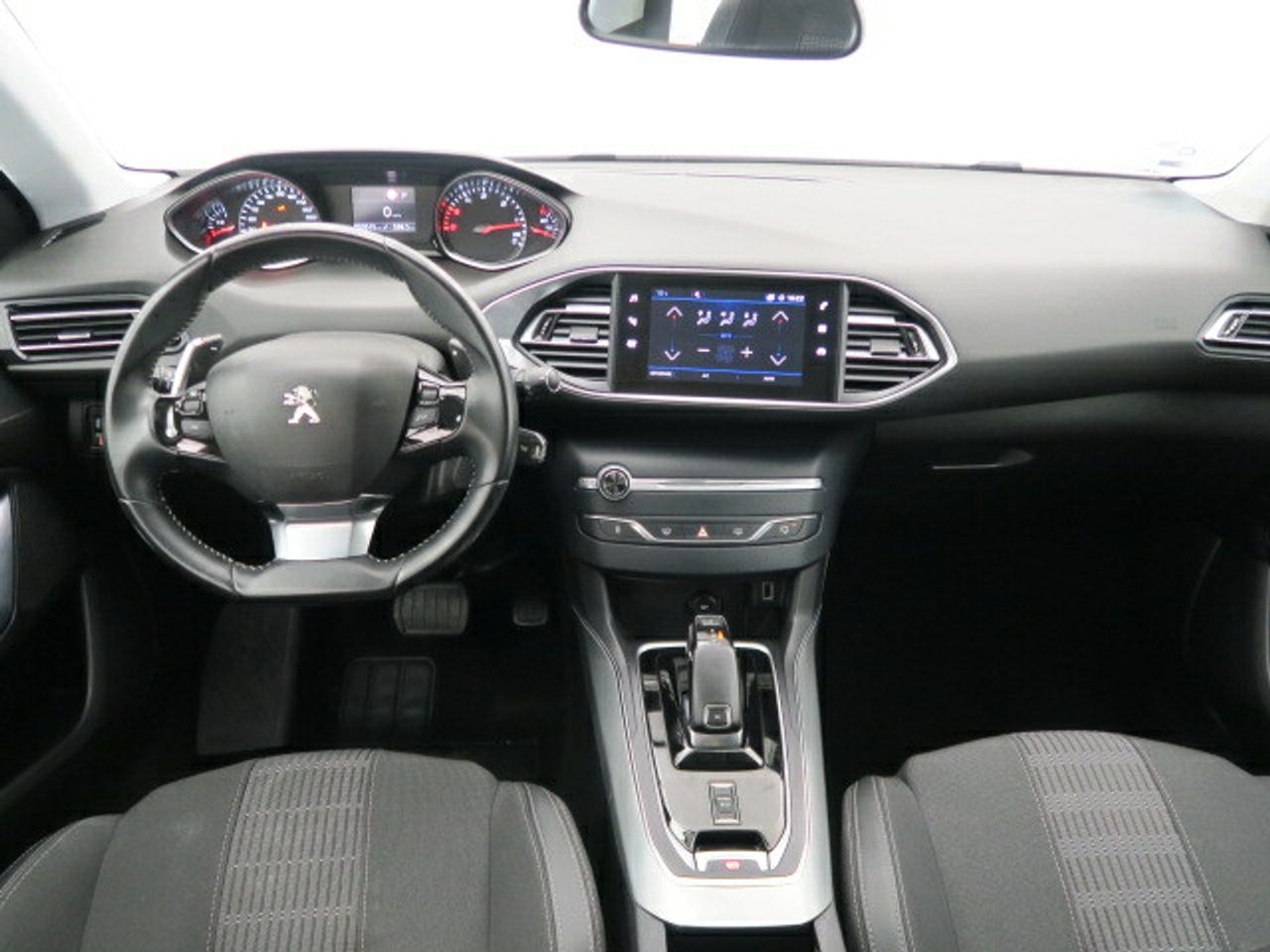 peugeot 308 2020 / foto grande (3)