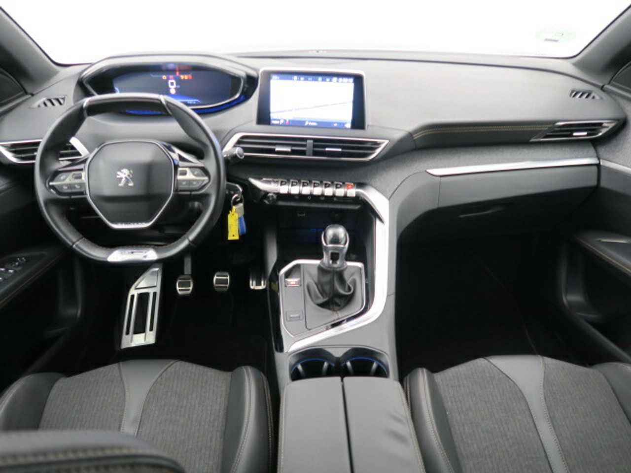 peugeot 3008 2018 / foto grande (3)