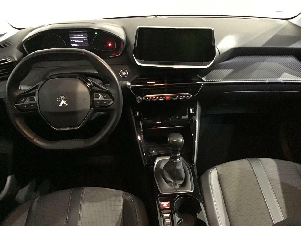 peugeot 208 2021 / foto grande (3)