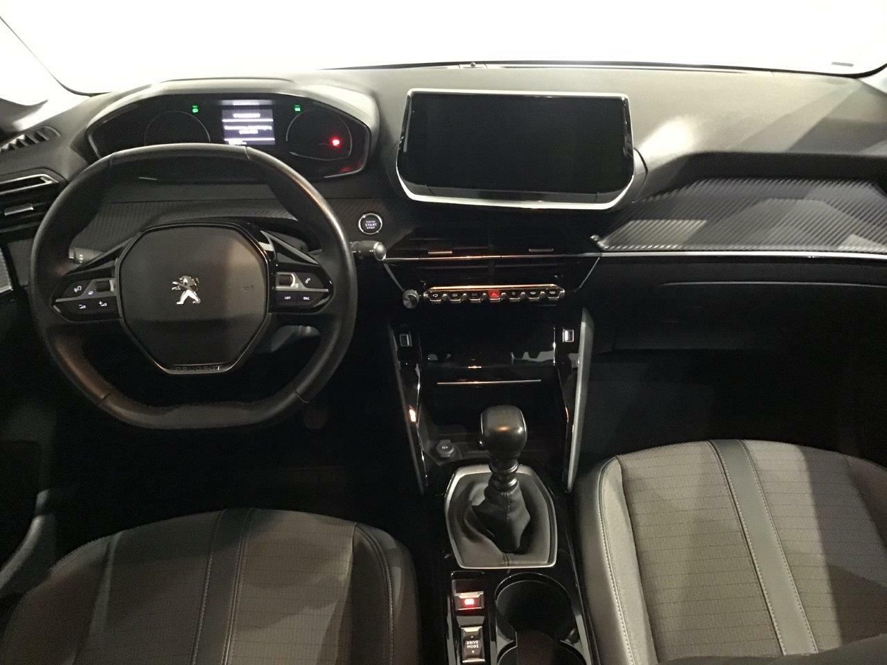 peugeot 208 2021 / foto grande (3)