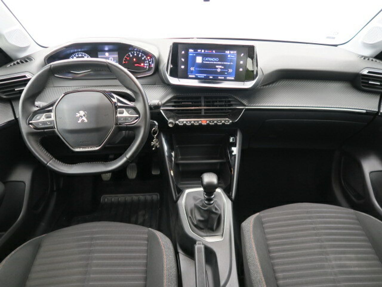 peugeot 208 2020 / foto grande (3)