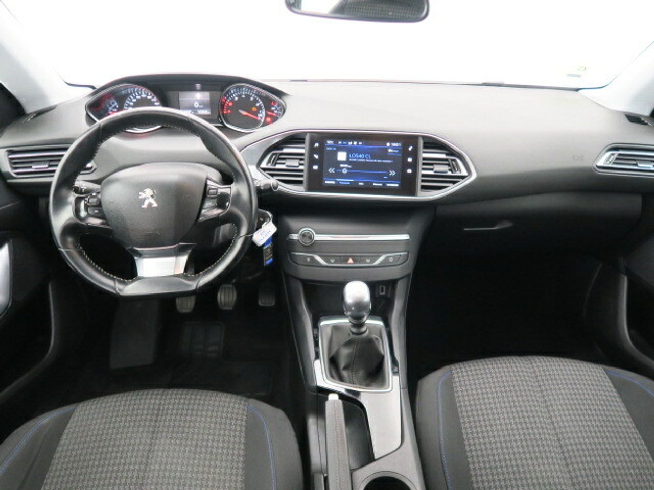 peugeot 308 2018 / foto grande (3)