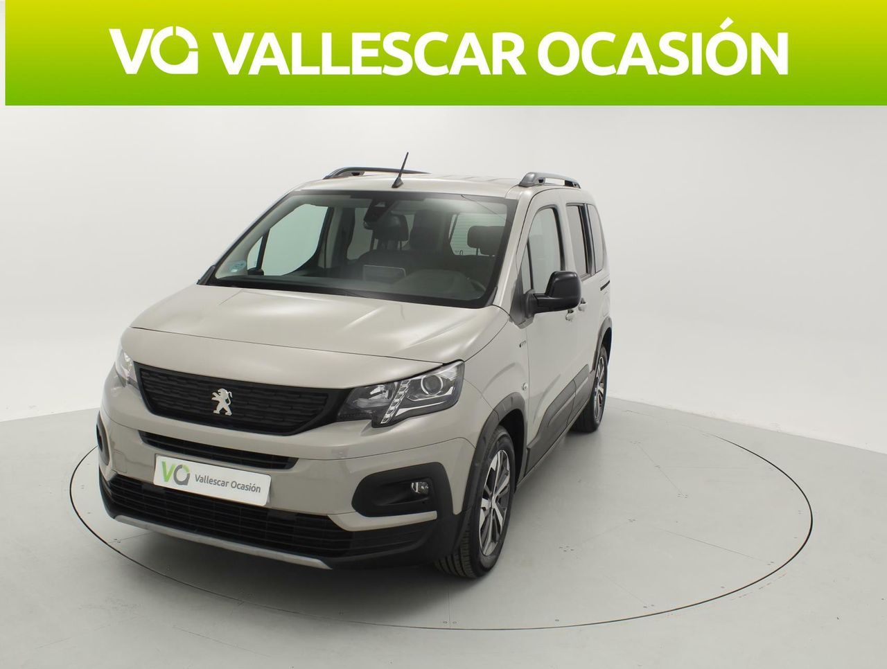 Carga y descarga de sofas  de segunda mano - peugeot rifter 2020 /
