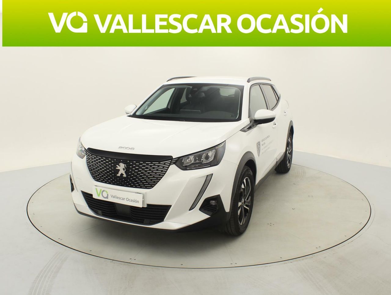 Mazda 2 2020 aviso cambio de carril  de segunda mano - peugeot 2008 2022 /
